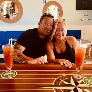 Meet your Posher, Debusk